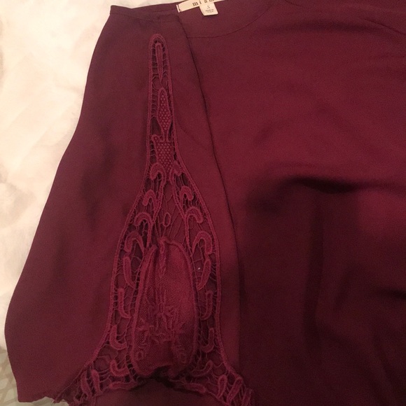 Maroon blouse - Picture 2 of 3